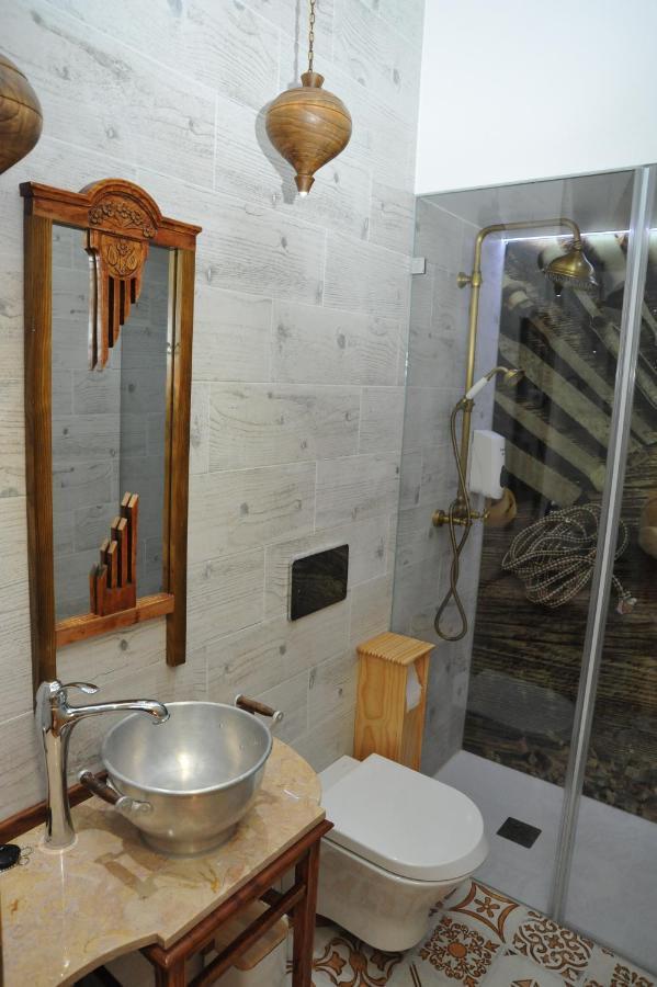 Hostel O Torneiro Pernes Ngoại thất bức ảnh